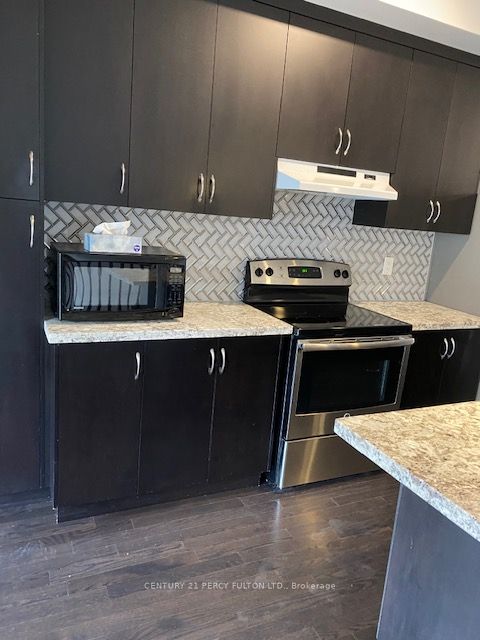 47 Dryden Way