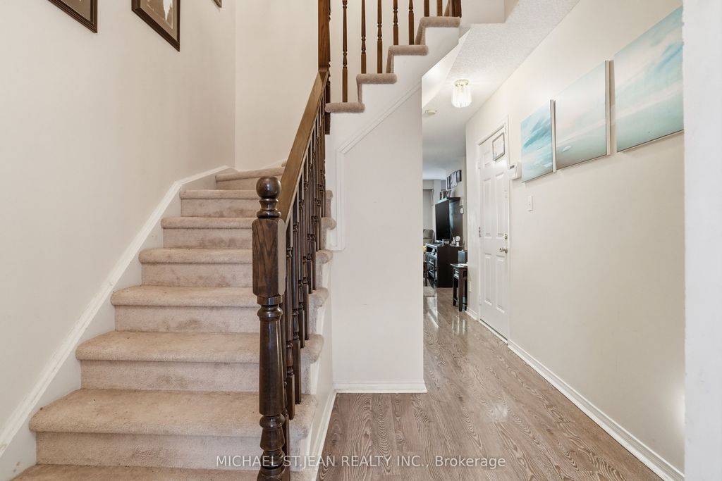 Photo of 565 Rymal Road E #2, Hamilton, ON L8W 3Y2 (MLS # X13152402)