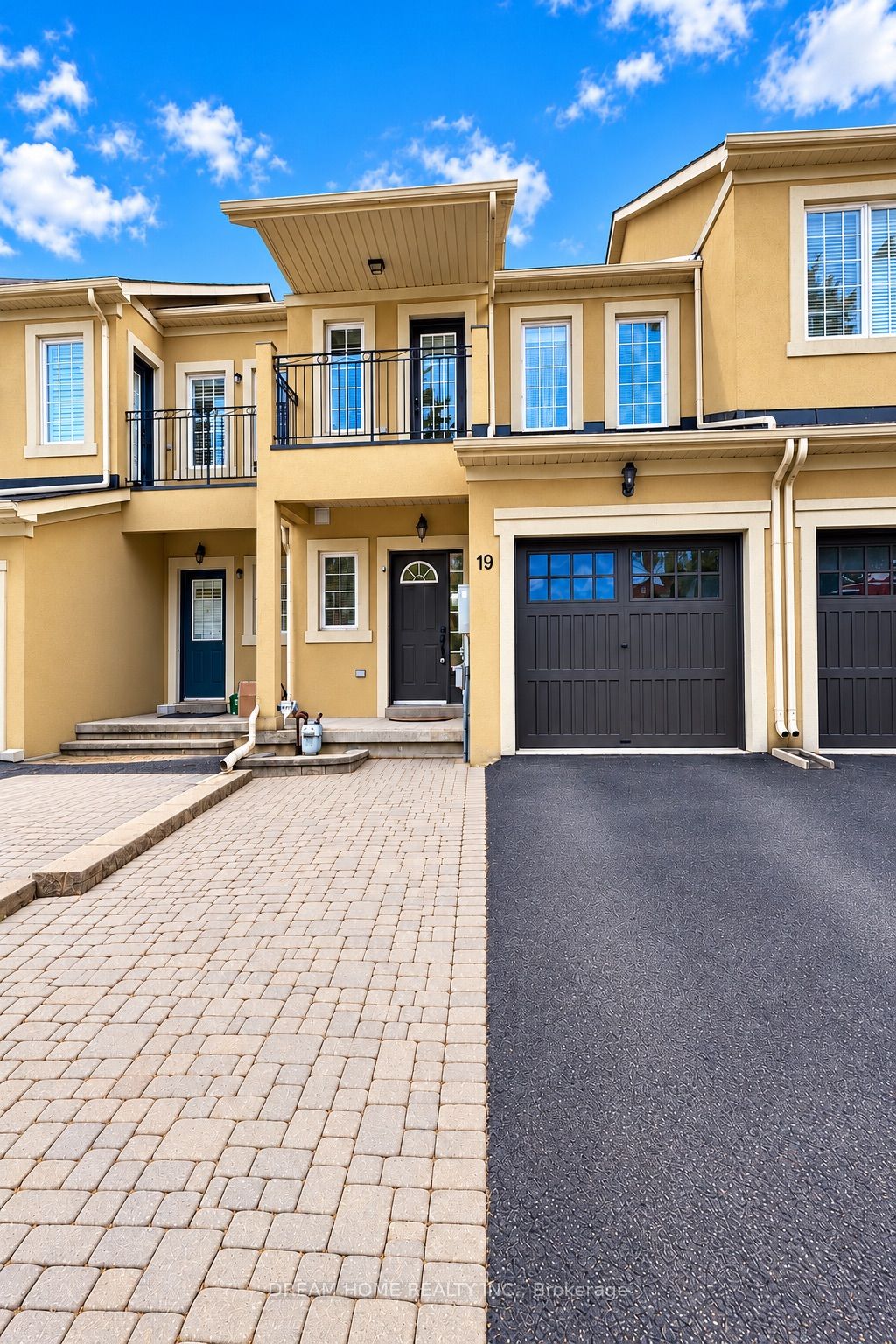 Photo of 19 Rustic Avenue, Richmond Hill, ON L4S 2R8 (MLS # N14089872)