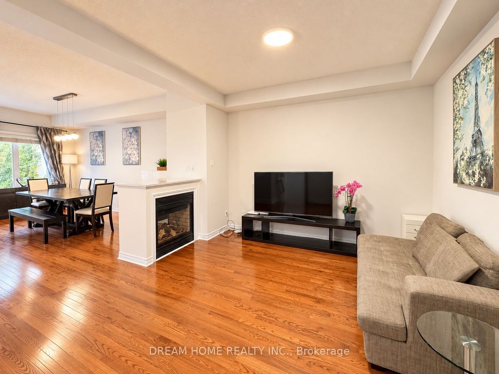 Photo of 19 Rustic Avenue, Richmond Hill, ON L4S 2R8 (MLS # N14089872)