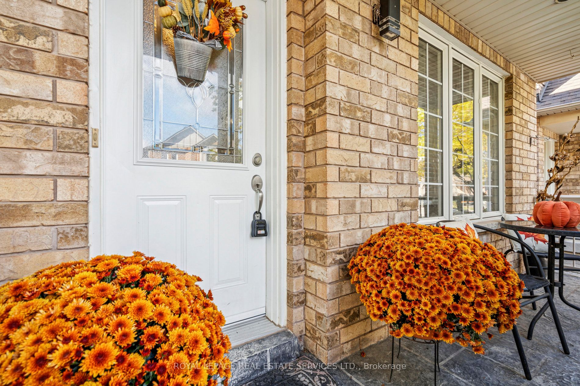 2293 Seton Crescent