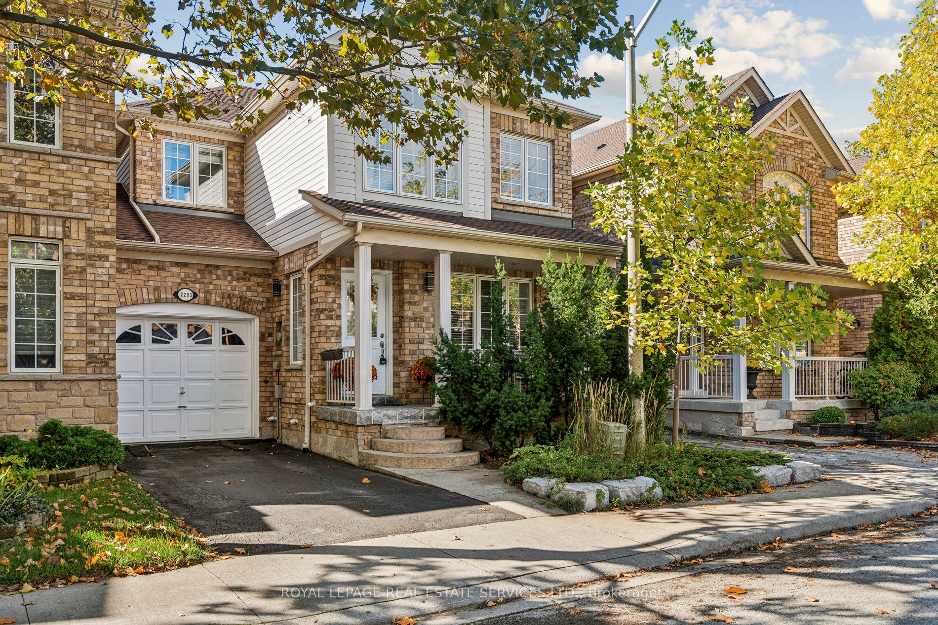 2293 Seton Crescent
