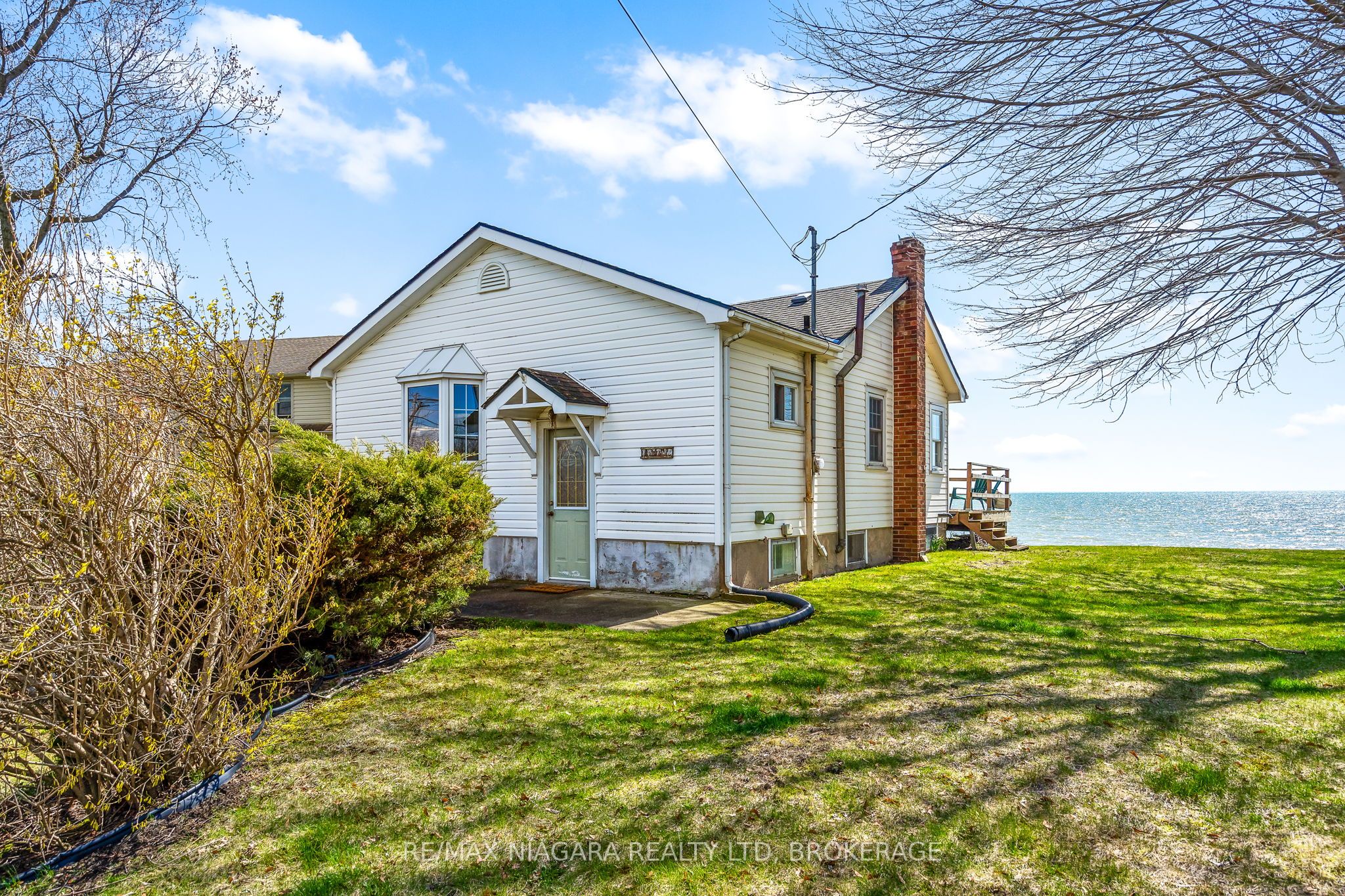 13165 Lakeshore Road