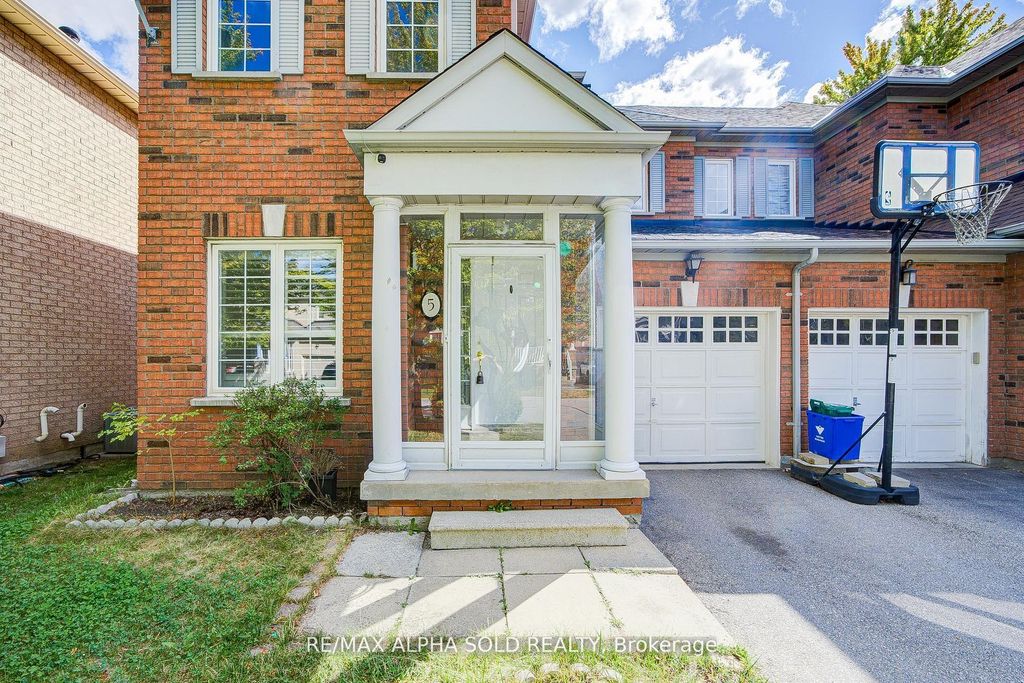 Photo of 5 Berringer Street, Richmond Hill, ON L4B 4G4 (MLS # N12600208)