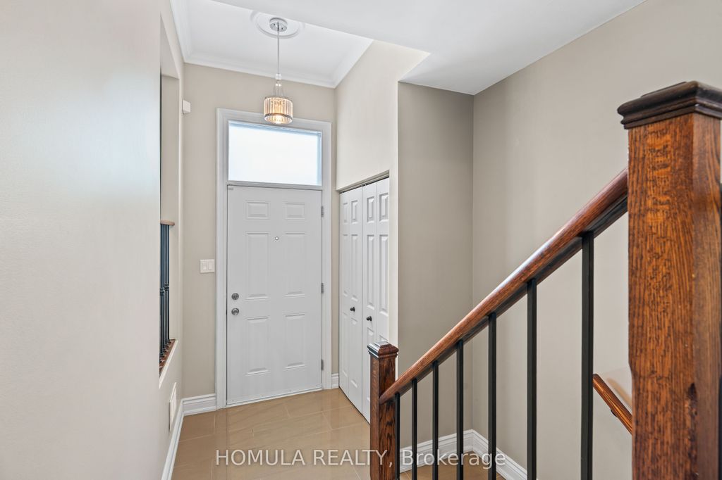 Photo of 211 Woodbridge Avenue #5, Vaughan, ON L4L 2T1 (MLS # N12741128)