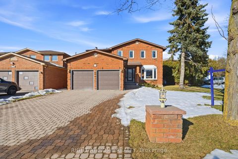 4219 Preston Trail Mississauga ON L4W 4R7