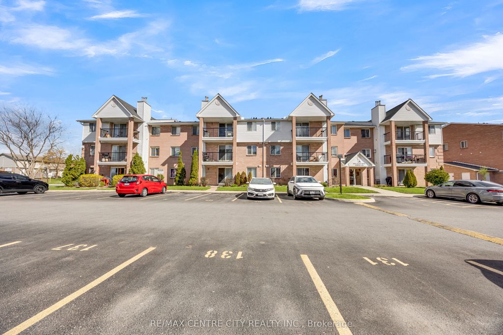 Photo of 1096 Jalna Boulevard #9, London South, ON N6E 3B8 (MLS # X13075628)