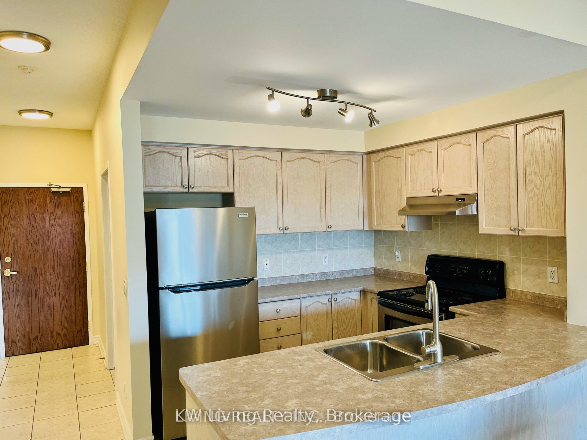 2 Maison Parc Court 617