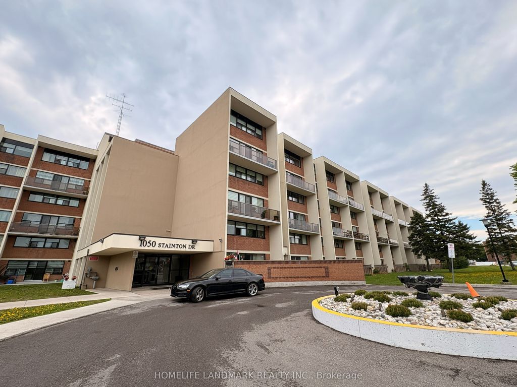 Photo of 1050 Stainton Drive #327, Mississauga, ON L5C 2T7 (MLS # W13166824)