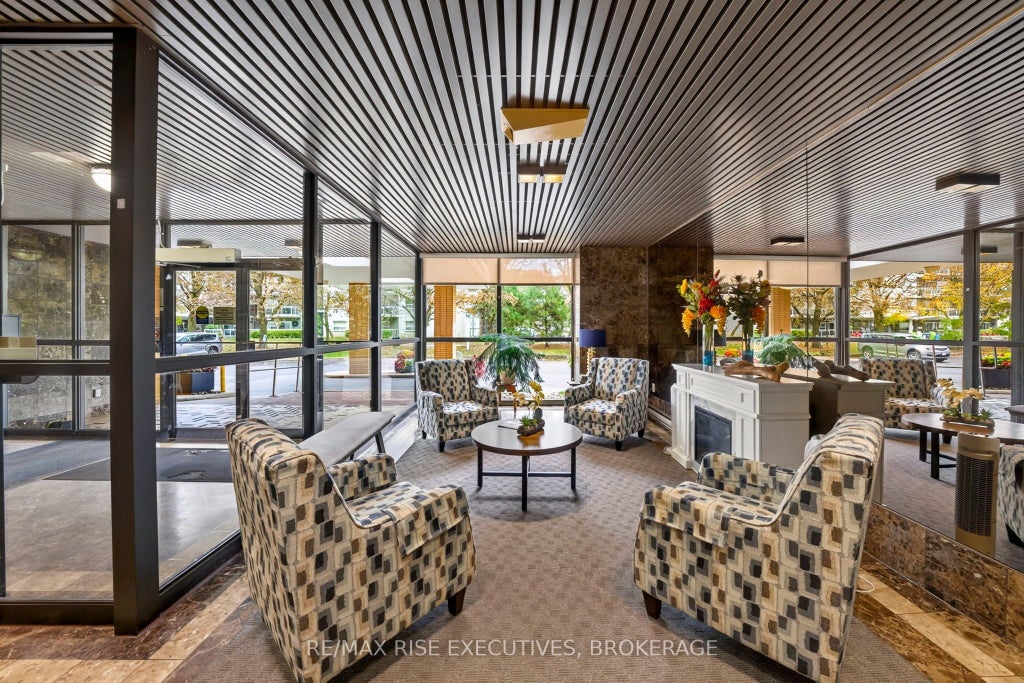 Photo of 257 Bath Road #603, Kingston, ON K7M 7T3 (MLS # X14083636)