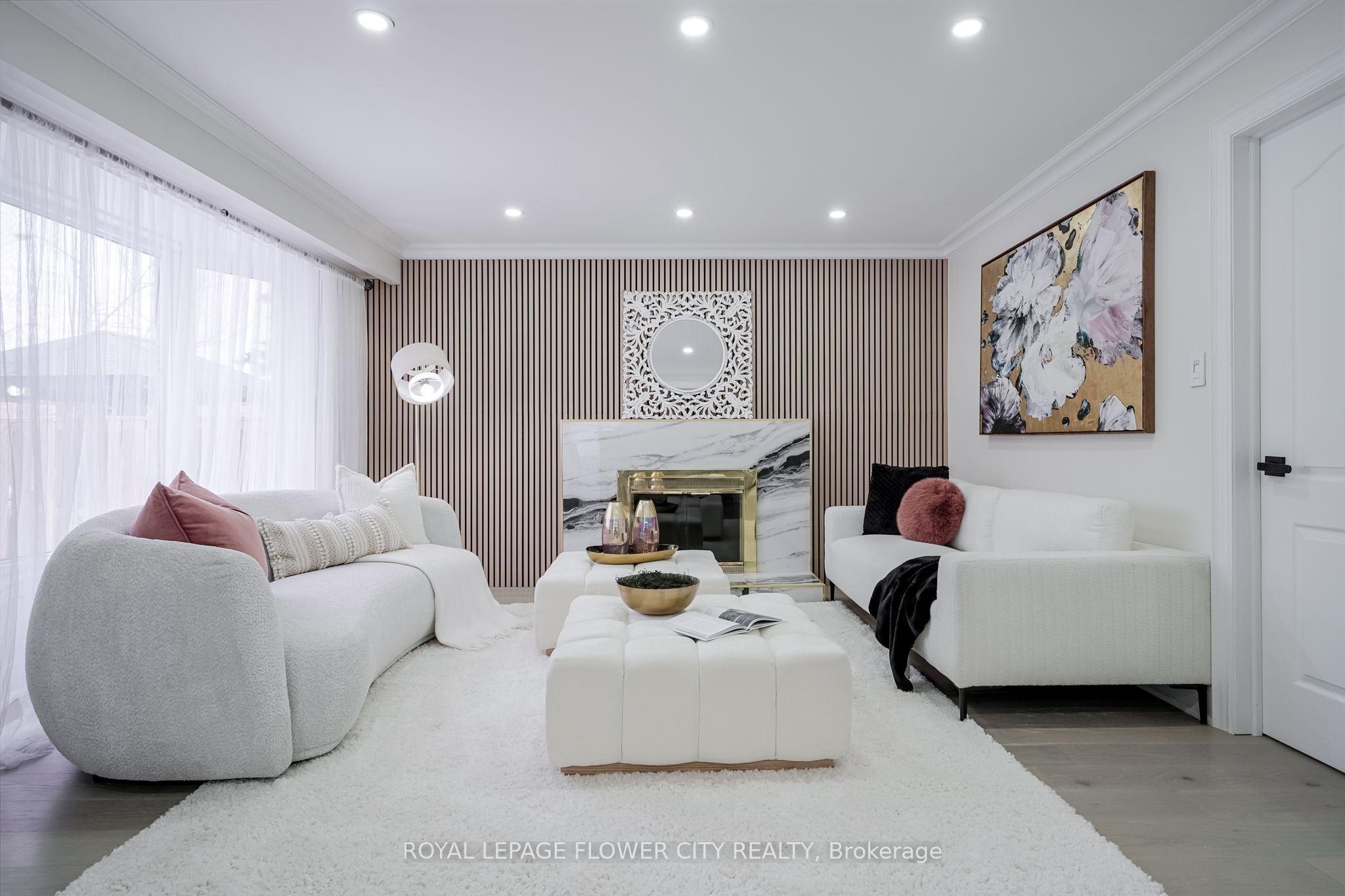 56 Nantucket Crescent