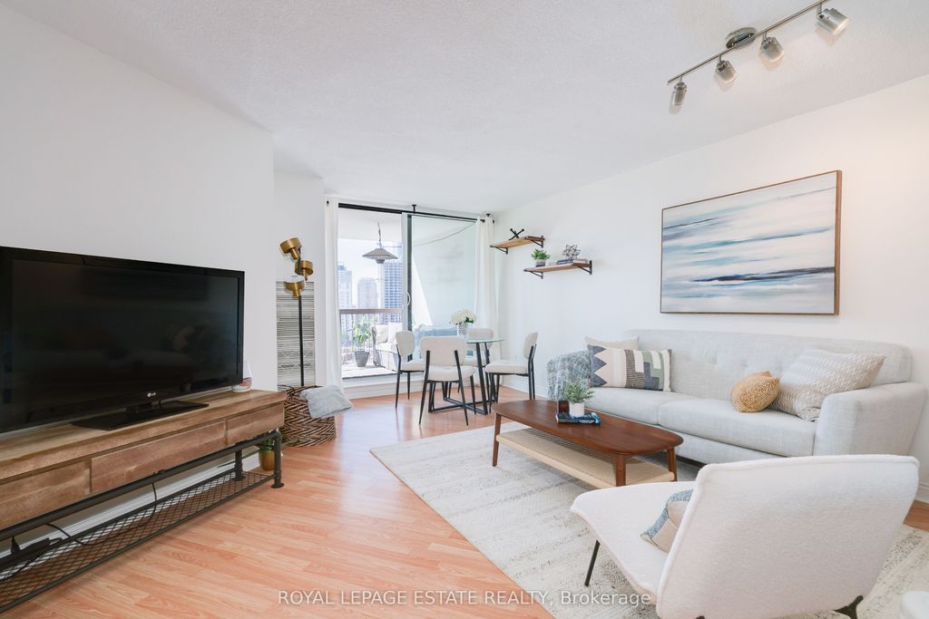 Photo of 77 Maitland Place #1526, Toronto, ON M4Y 2V6 (MLS # C12409959)