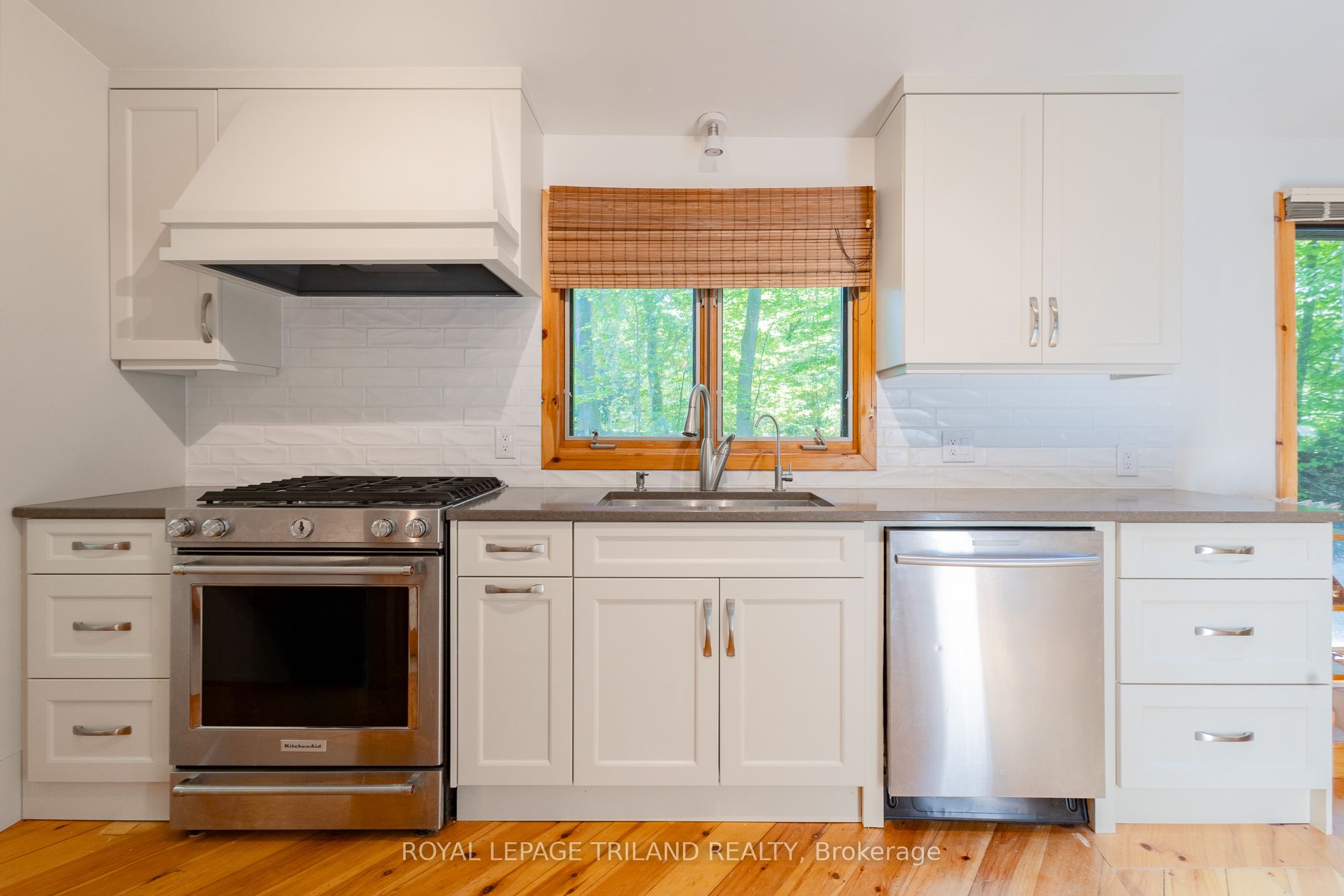 75331 Glitter Bay Crescent