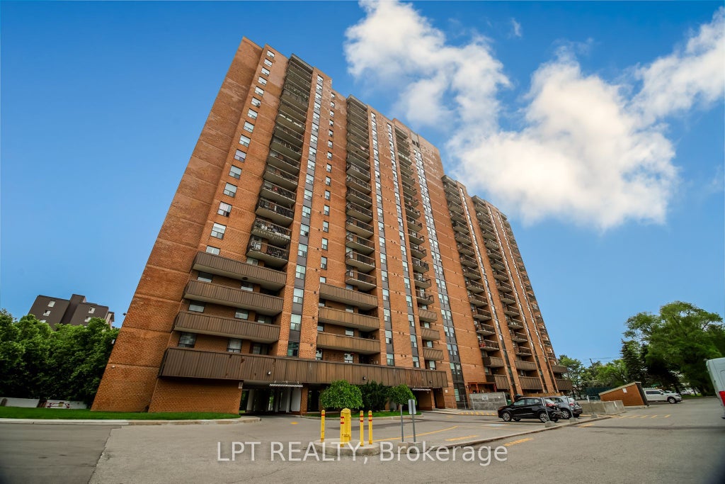 Photo of 90 Ling Road #209, Toronto, ON M1E 4Y3 (MLS # E13582344)