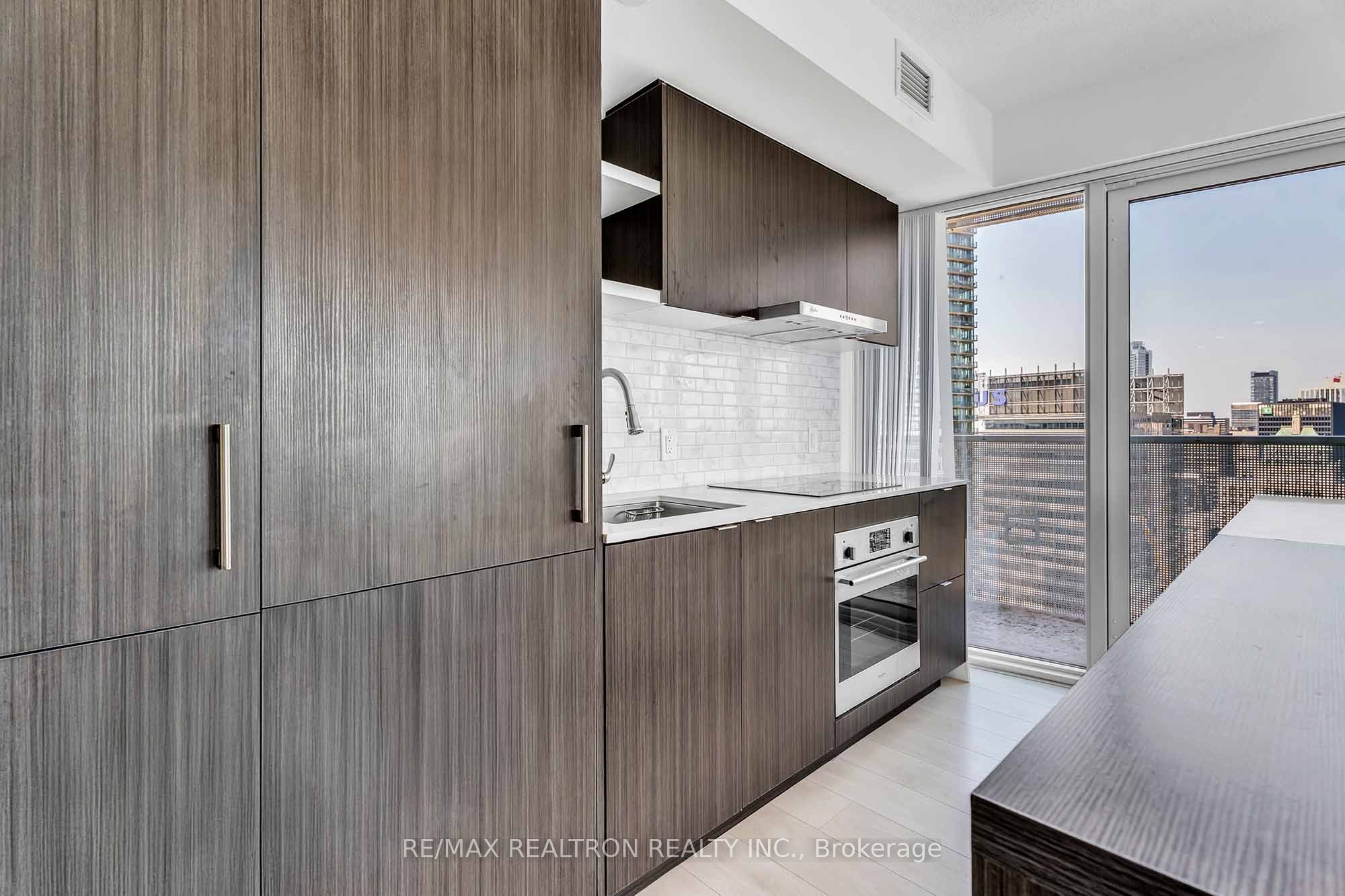 88 Harbour Street 4004