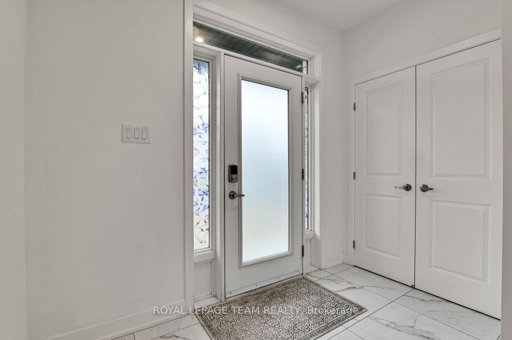 Photo of 912 Duxbury Lane, Blossom Park - Airport and Area, ON K4M 0M2 (MLS # X13112420)
