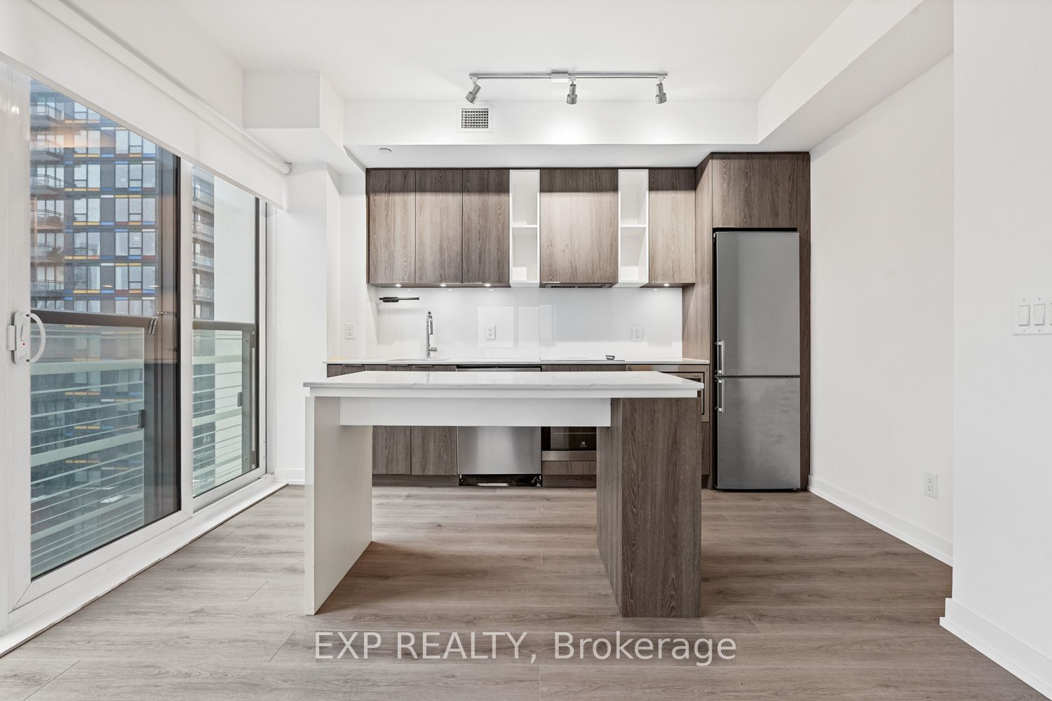 200 Sackville Street 1009