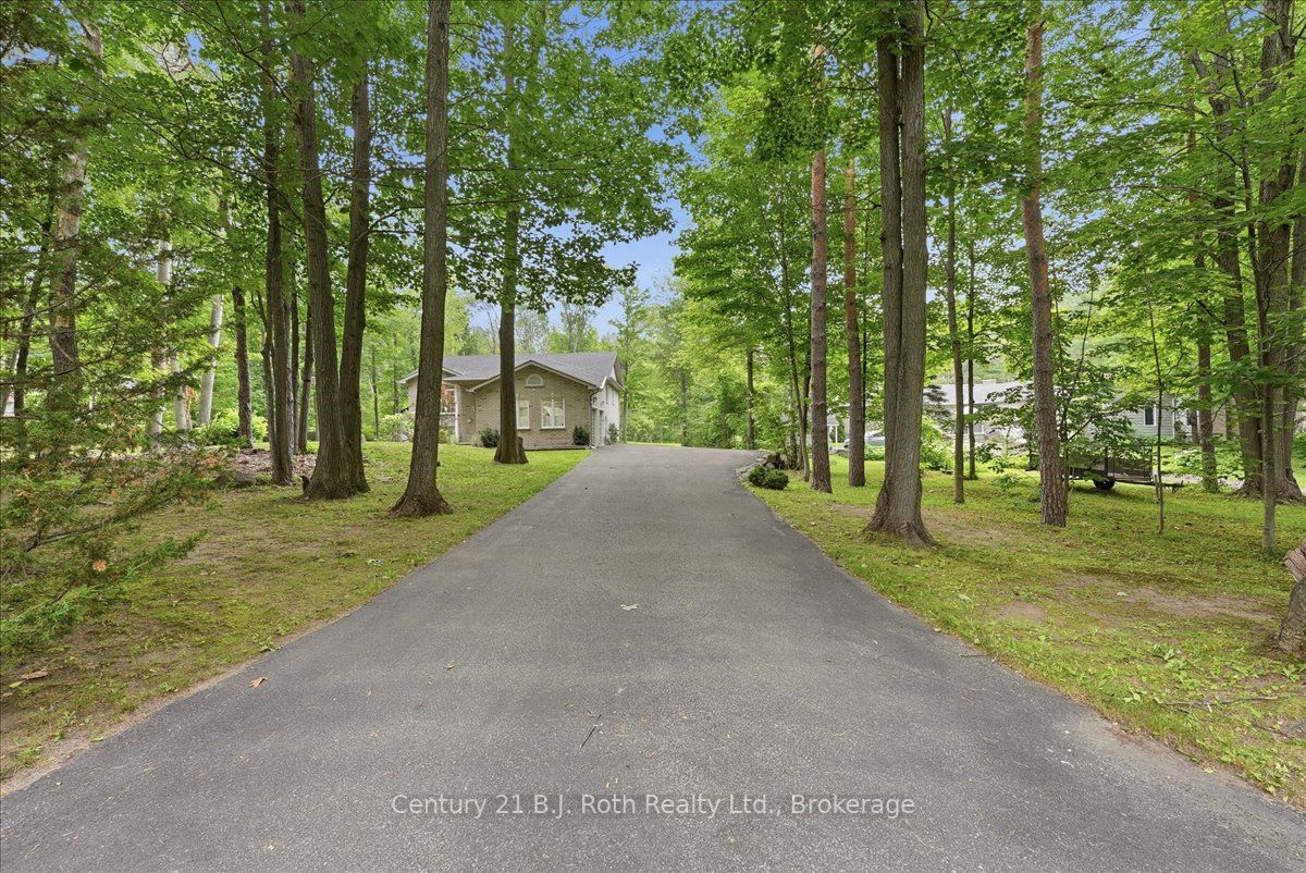1439 Chapman Road