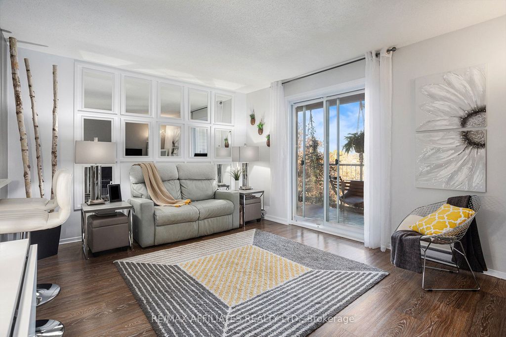 Photo of 270 Brittany Drive #207, Manor Park - Cardinal Glen and Area, ON K1K 0R8 (MLS # X12457082)