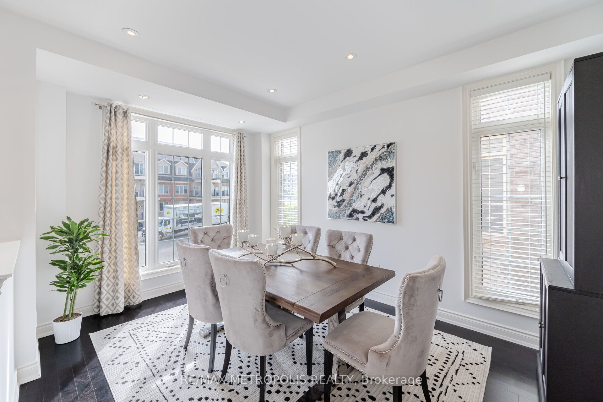 2427 Baronwood Drive