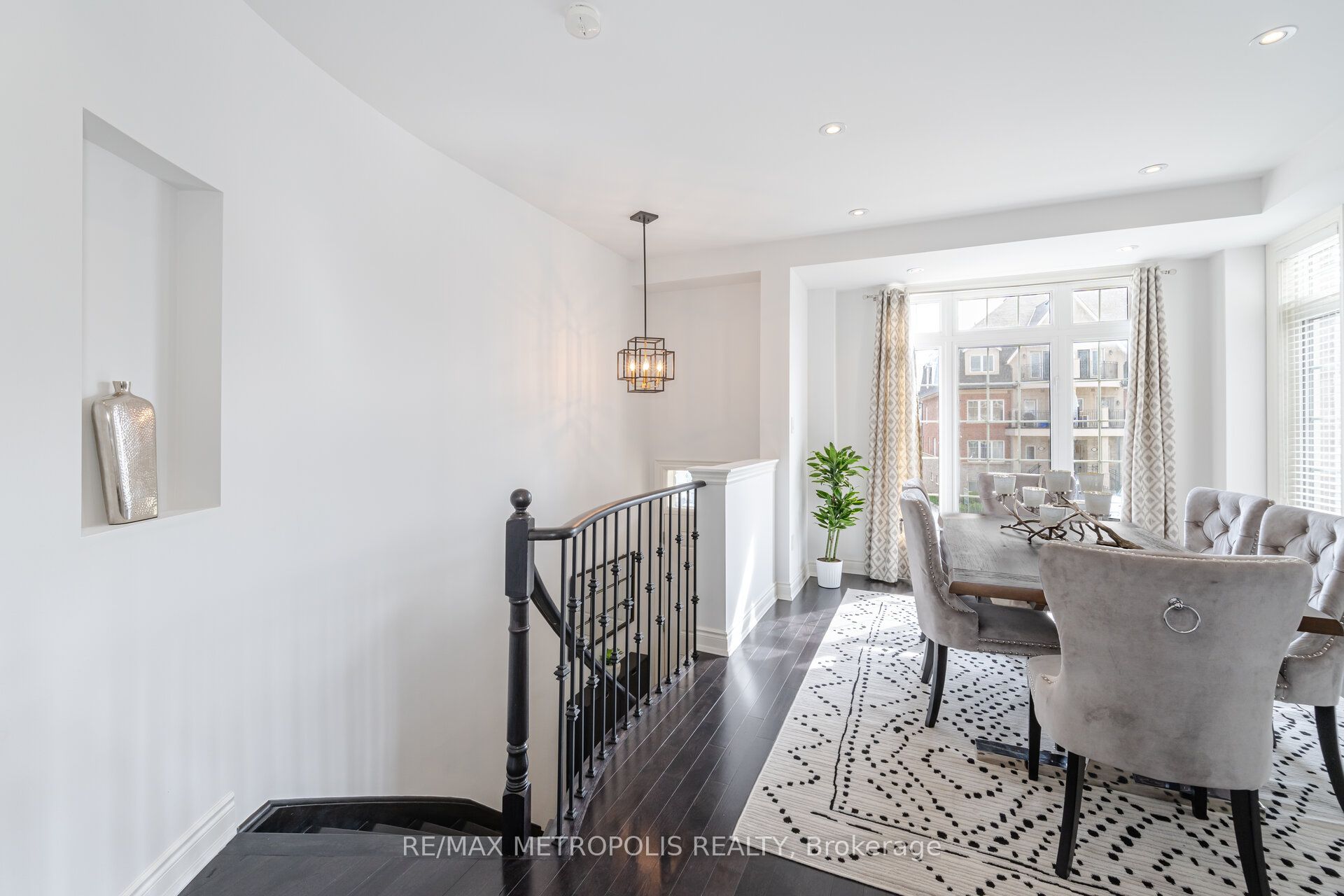 2427 Baronwood Drive