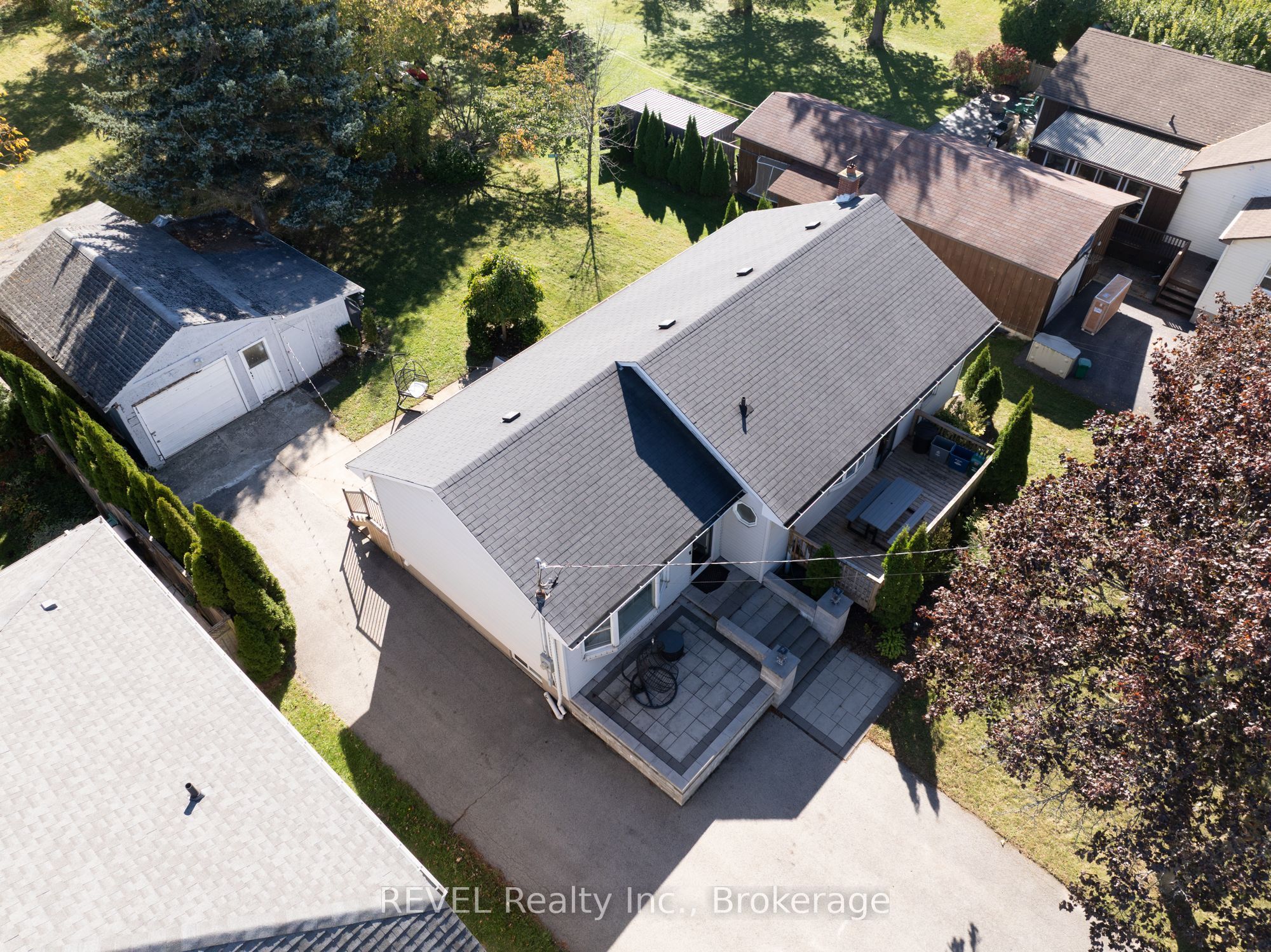1329 NIAGARA STONE Road