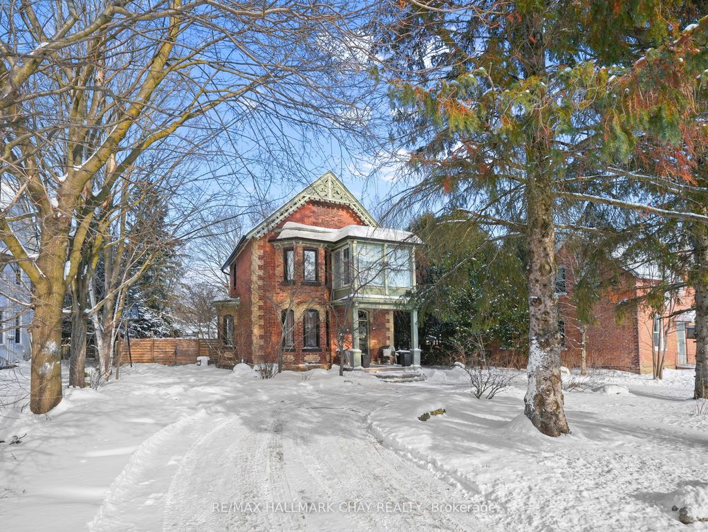 Photo of 134 Victoria Street E, New Tecumseth, ON L9R 1K6 (MLS # N12773552)