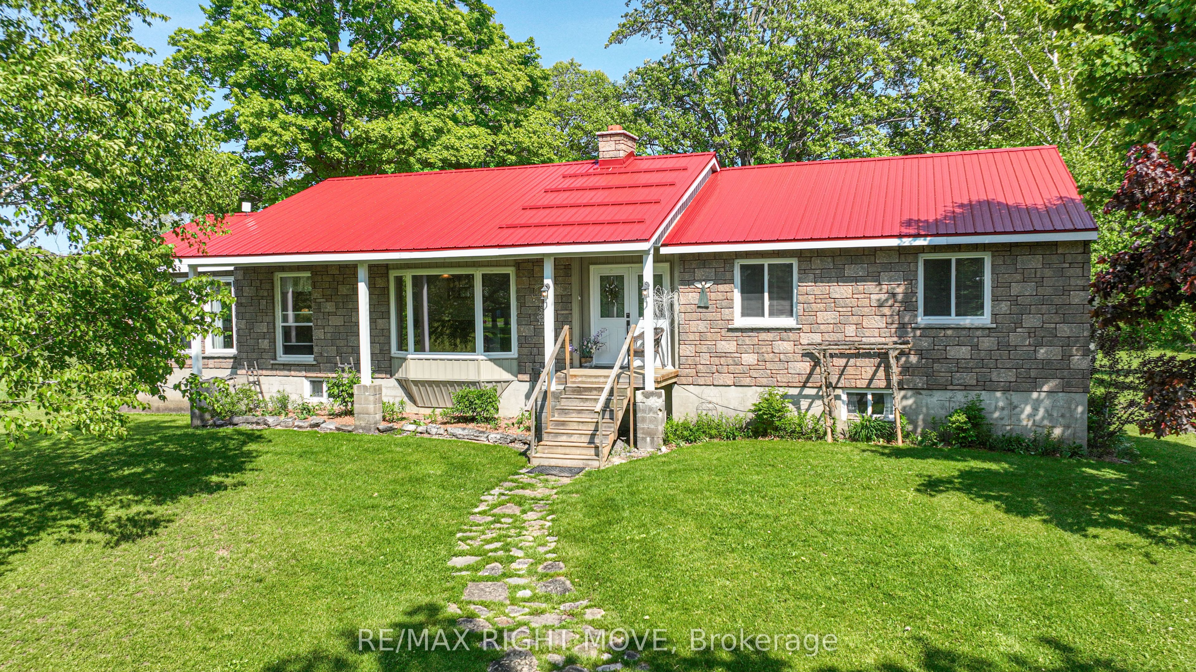 1579 Wainman Line