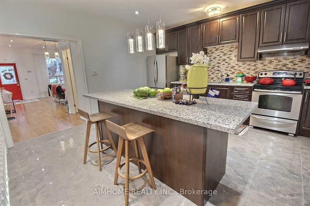 Photo of 966 Dundas Street E, Toronto, ON M4M 1R5 (MLS # E13685680)