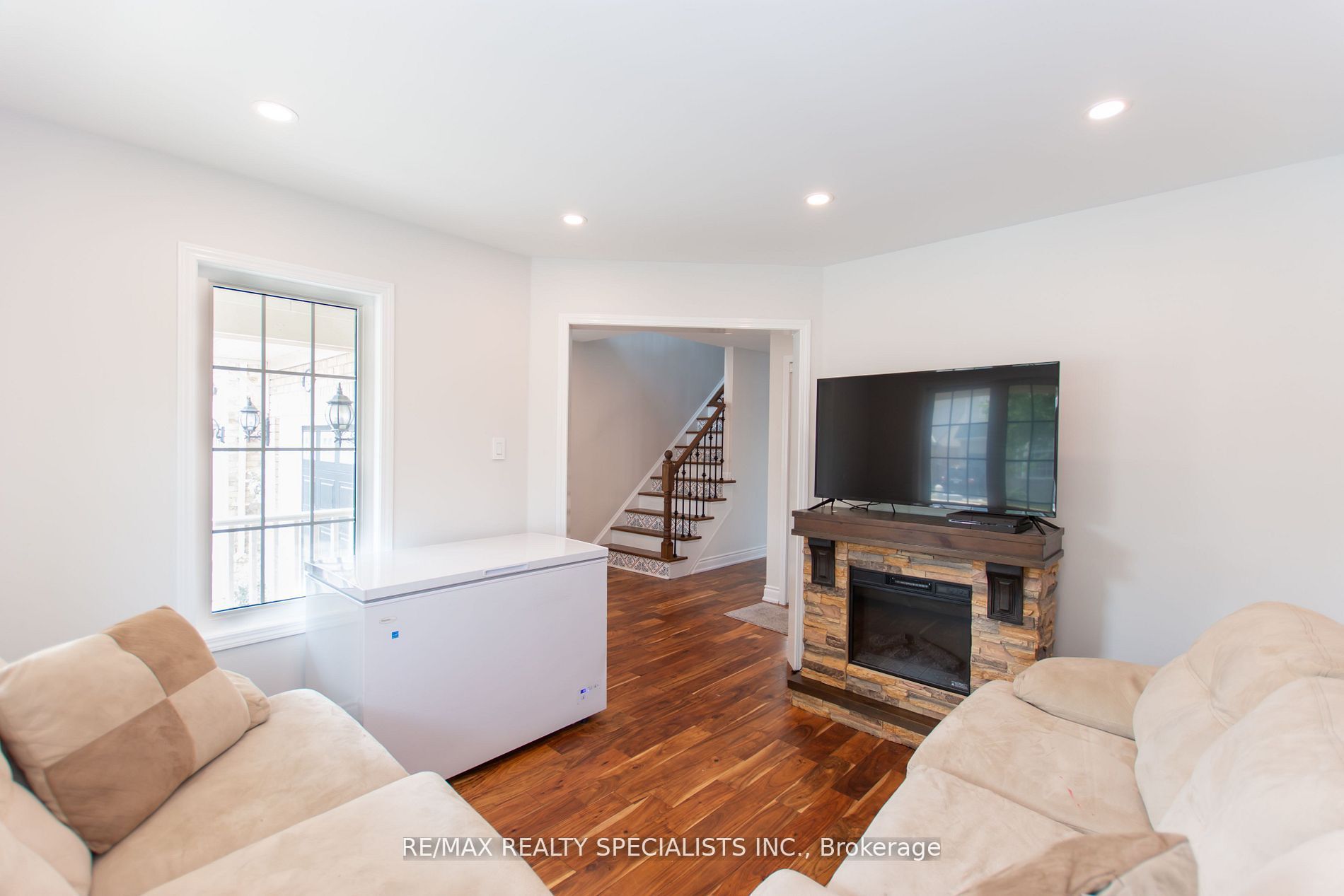 929 Philbrook Drive