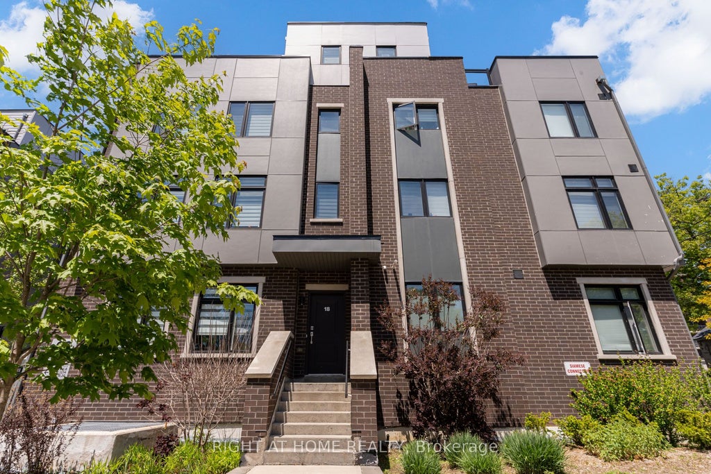 Photo of 66 Long Branch Avenue #4, Toronto, ON M8W 3J4 (MLS # W13762890)