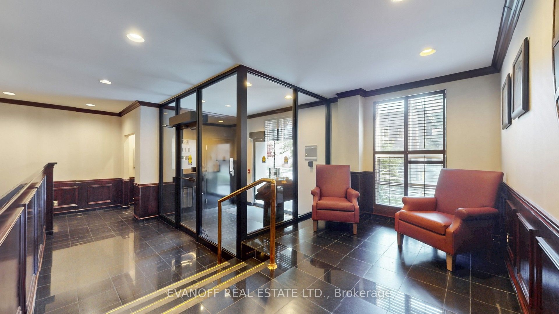 80 Charles Street E 605