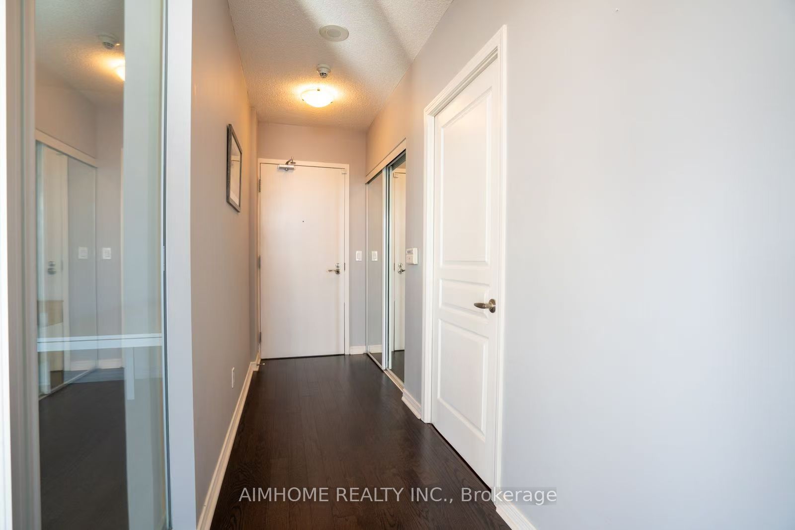 2240 Lakeshore Boulevard W 3202