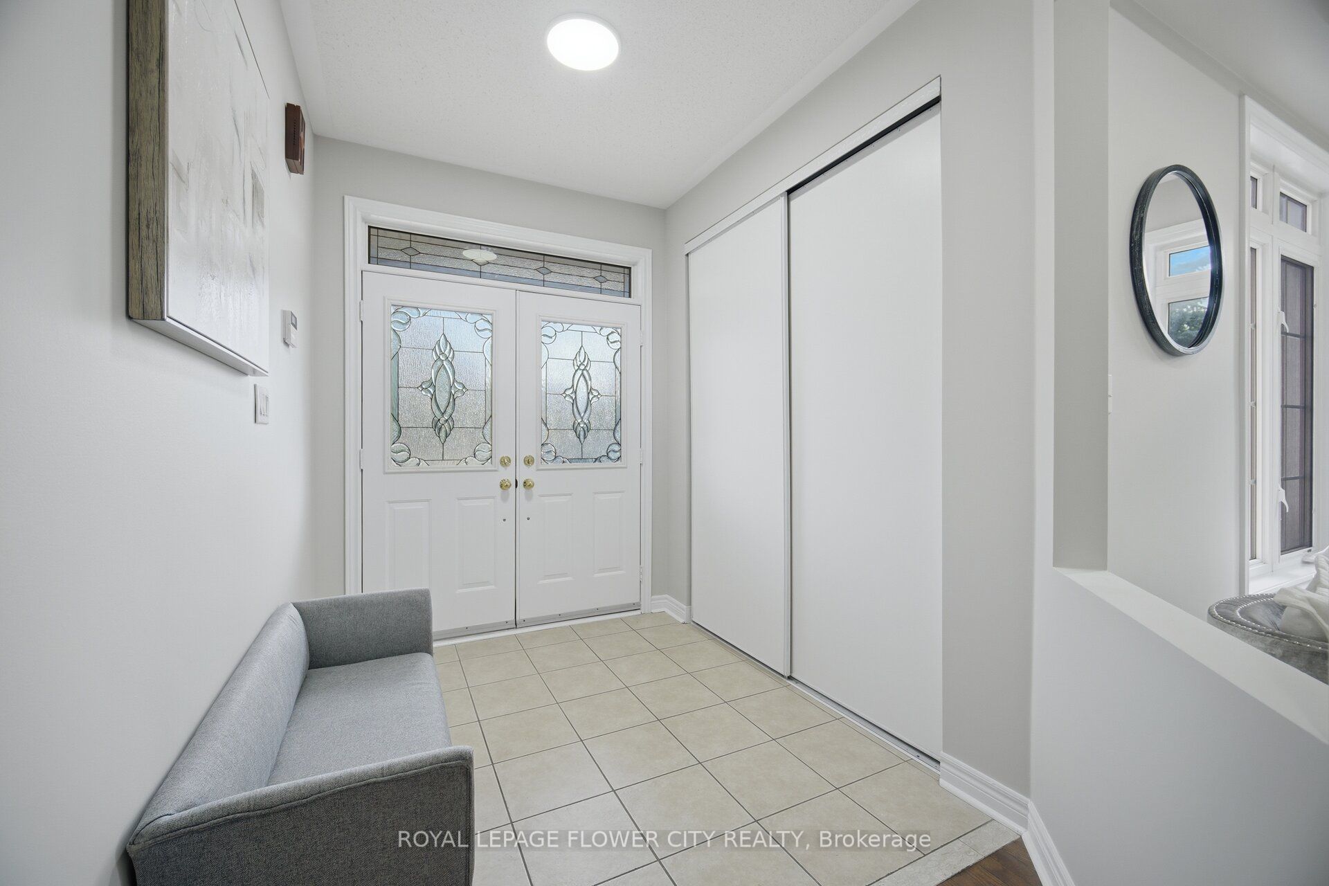 56 Laurentide Crescent