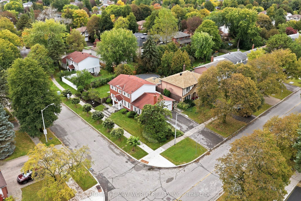 Photo of 18 Dolan Gate, Toronto, ON M2J 2N1 (MLS # C13859464)