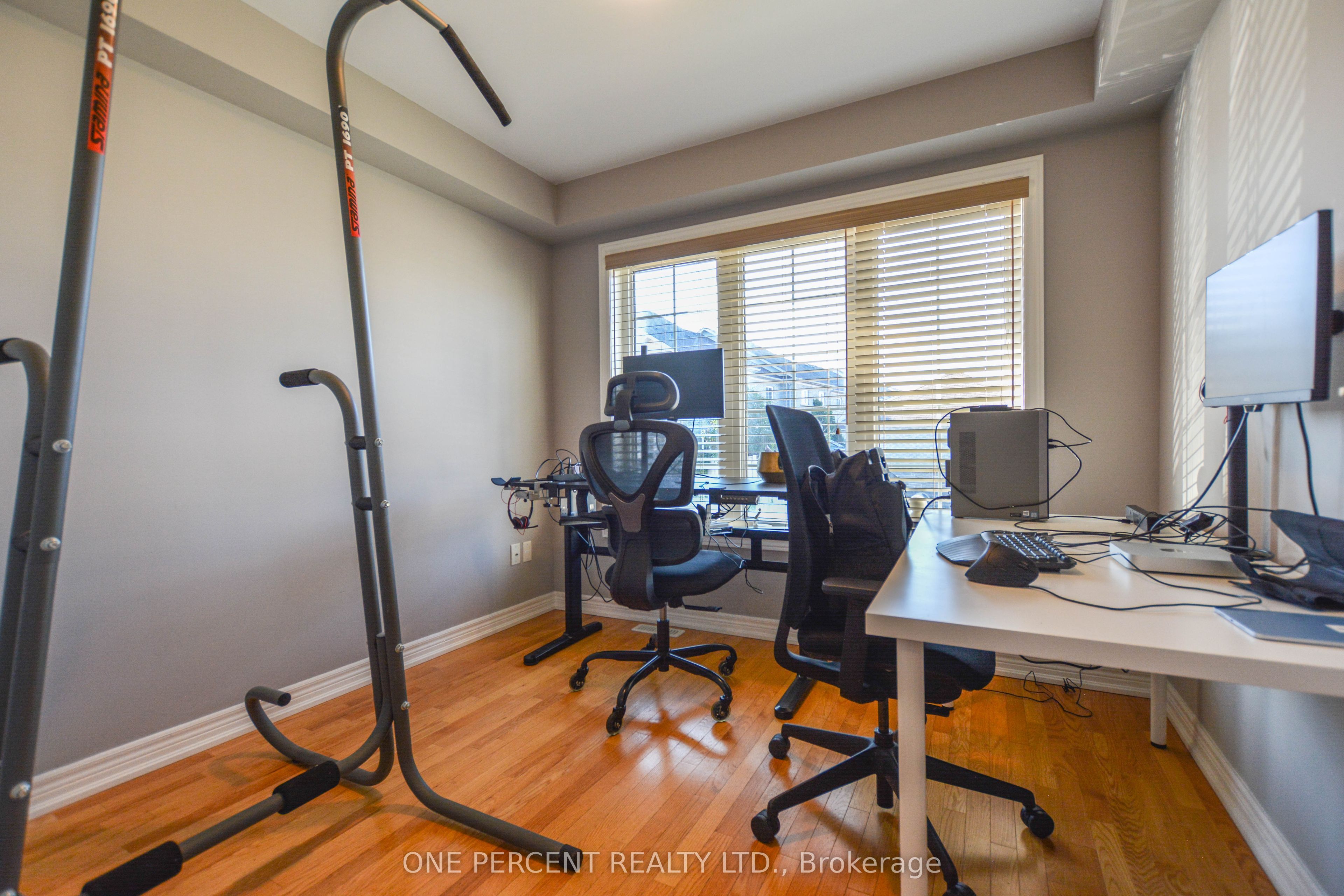 85 Benjamin Hood Crescent