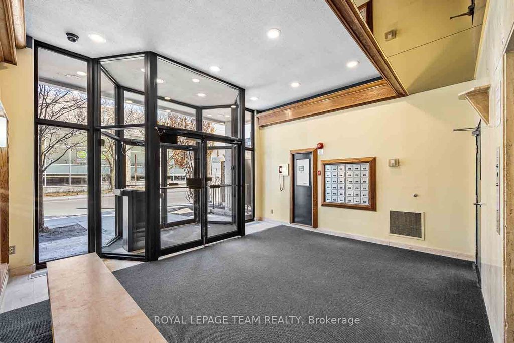 Photo of 154 NELSON Street #504, Lower Town - Sandy Hill, ON K1N 7R5 (MLS # X12607388)