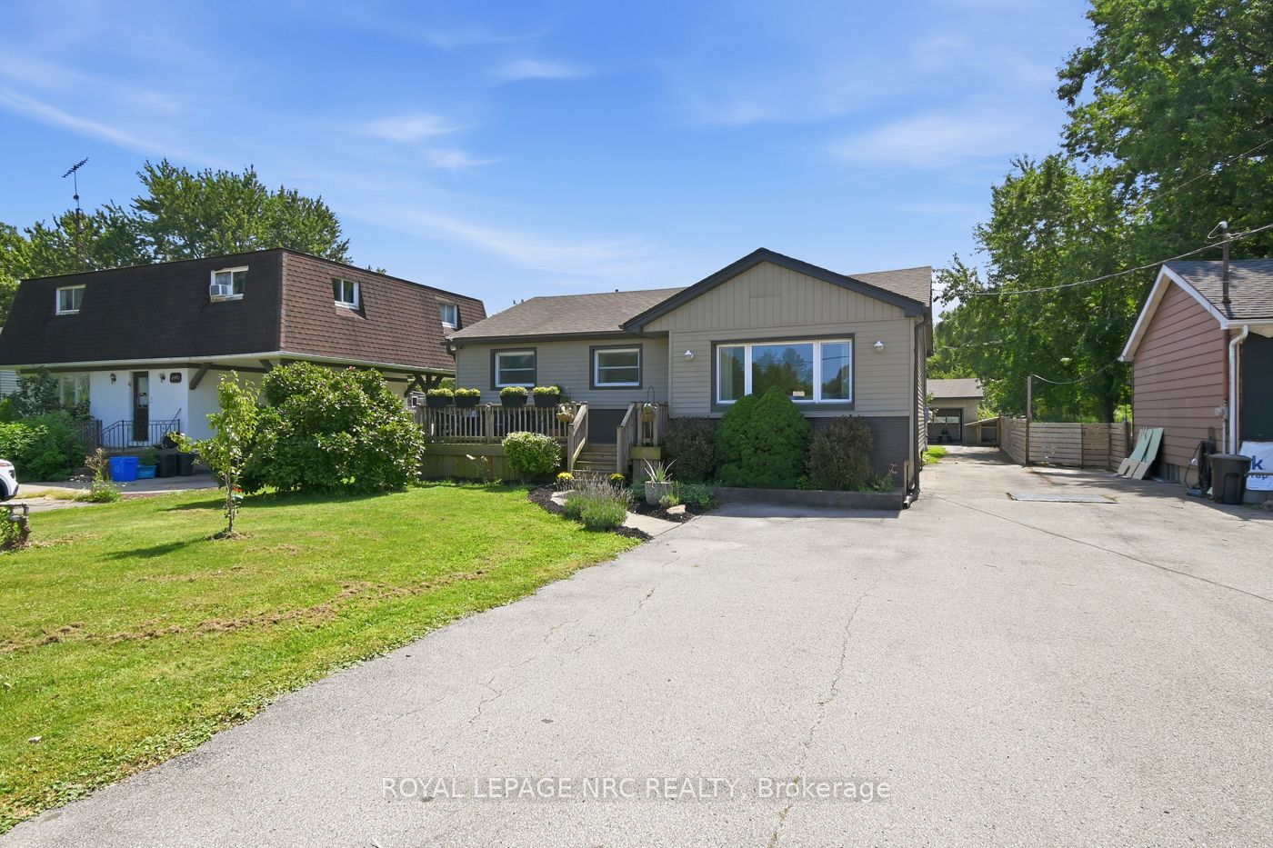 2499 Port Robinson Road