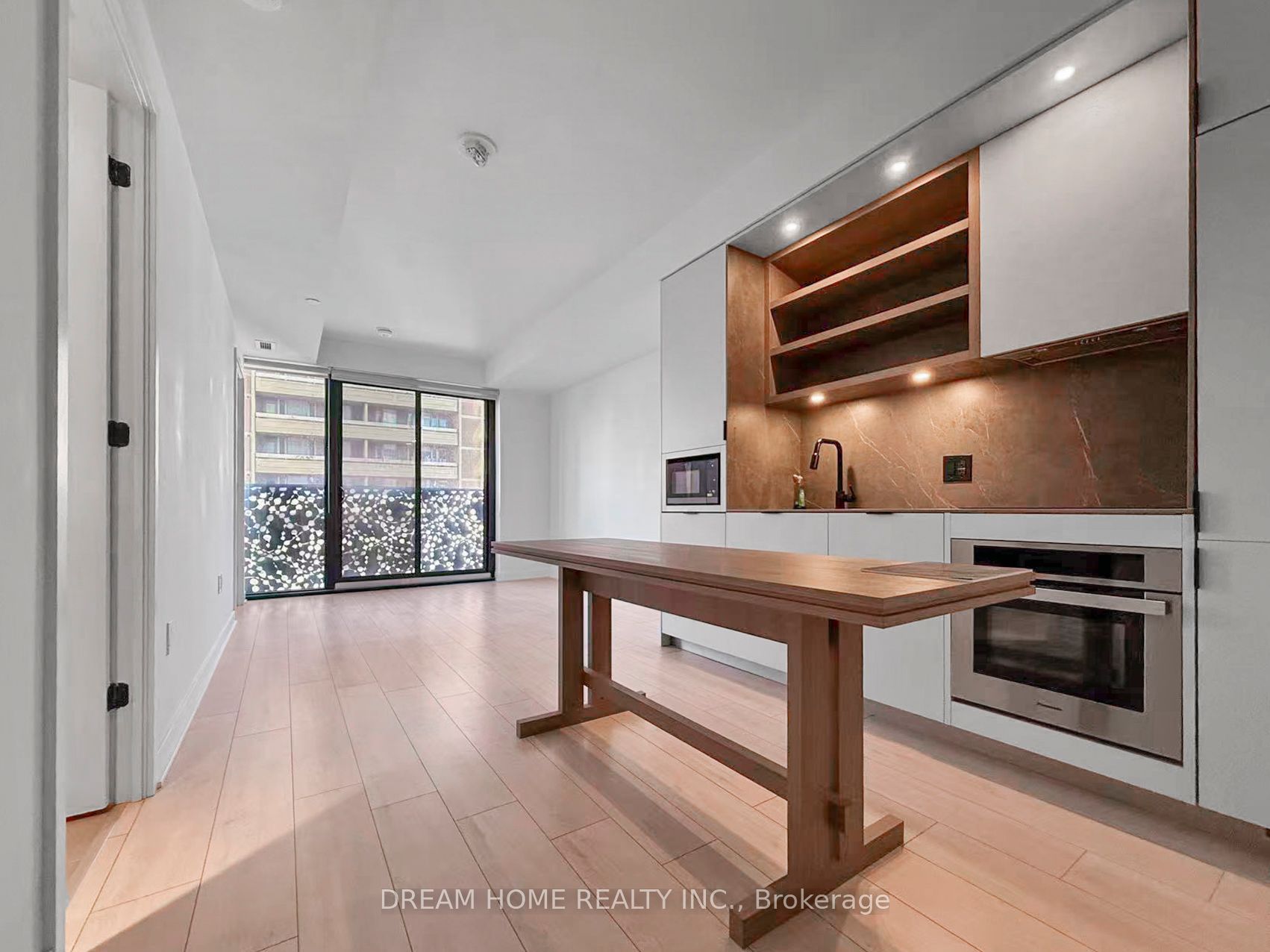 55 Charles Street 1413