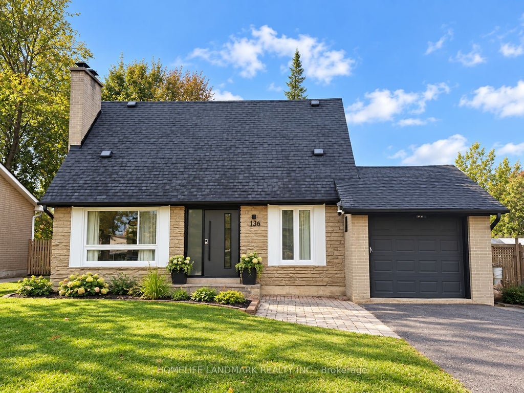 Photo of 136 Grandview Avenue, Markham, ON L3T 1H6 (MLS # N13864716)
