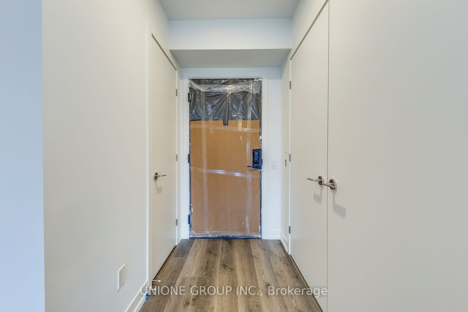 771 Yonge Street 2002