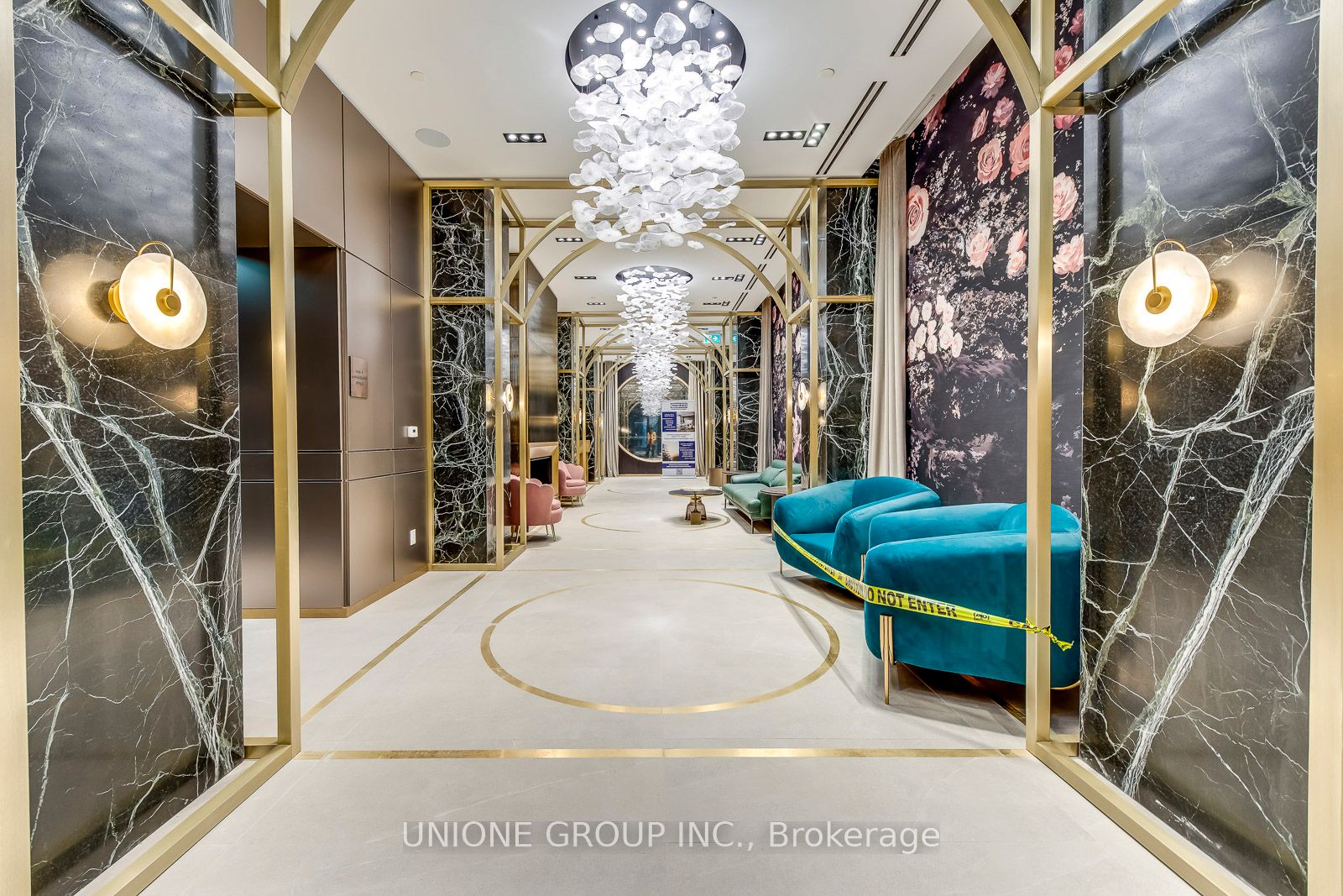 771 Yonge Street 2002