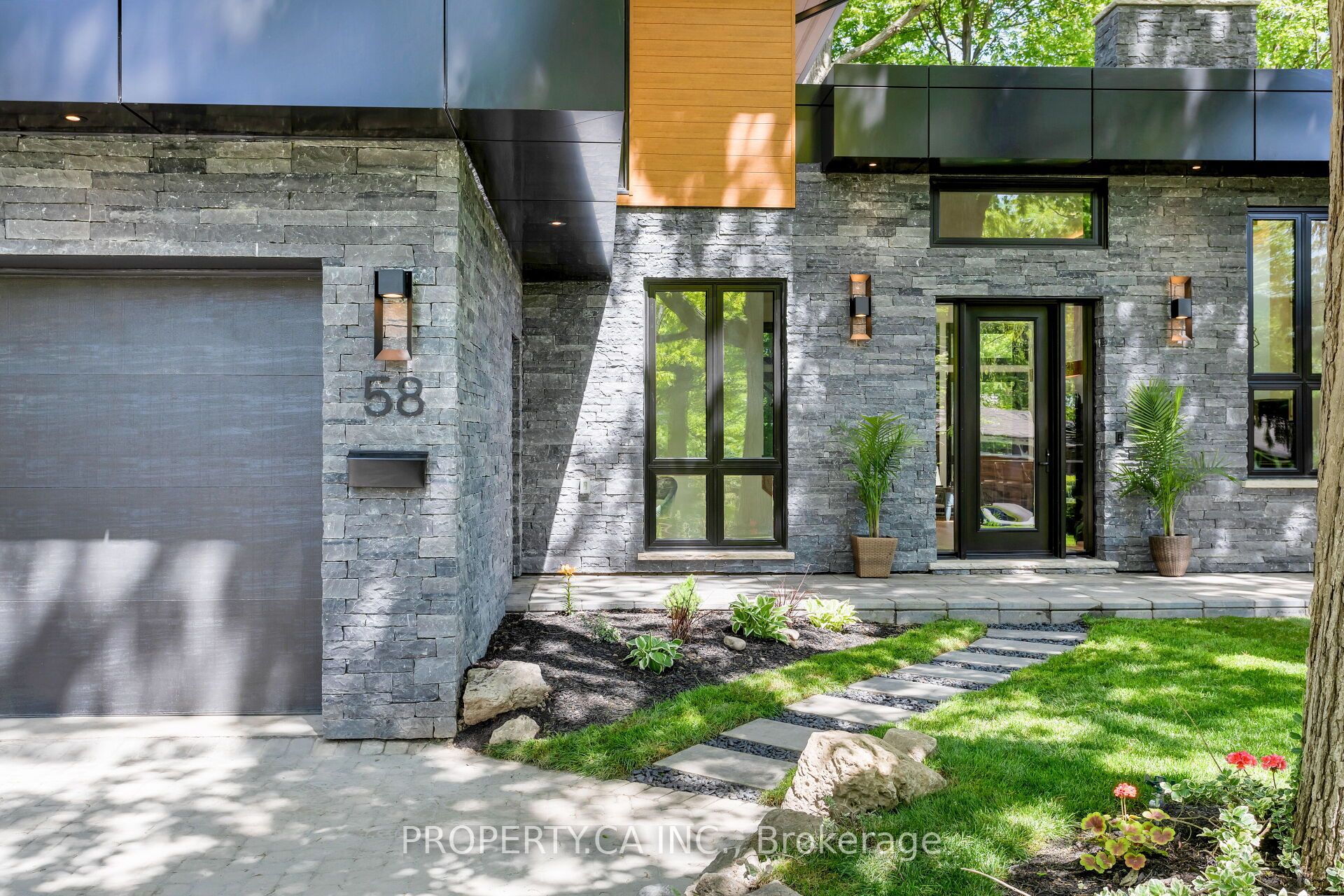 58 Farningham Crescent