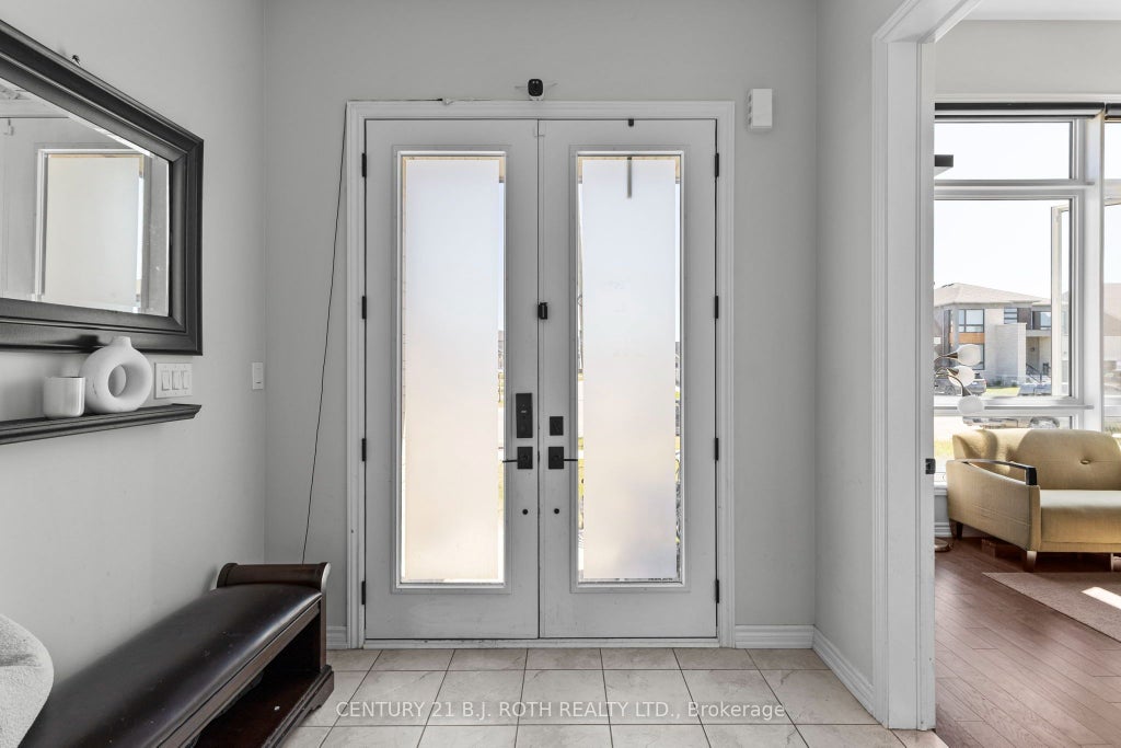 Photo of 6 Henderson Street, Essa, ON L3W 0A9 (MLS # N14032368)