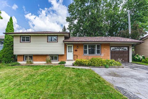 Photo of 438 Forest Avenue S, Orillia, ON L3V 4A1 (MLS # S12480406)