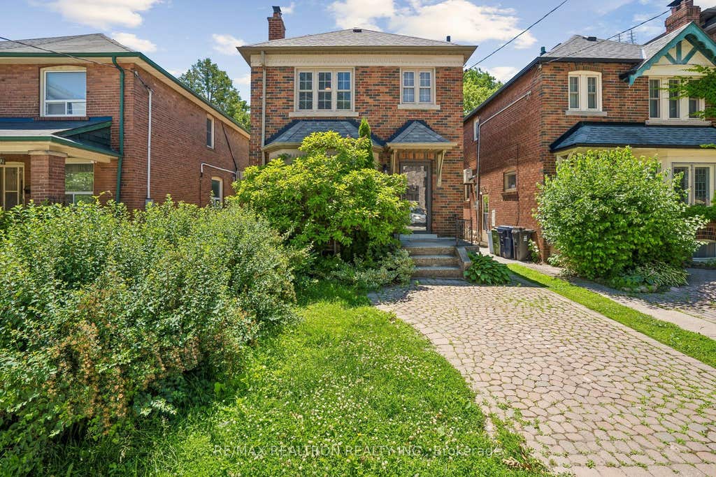 Photo of 707 Hillsdale Avenue E, Toronto, ON M4S 1V4 (MLS # C13501490)