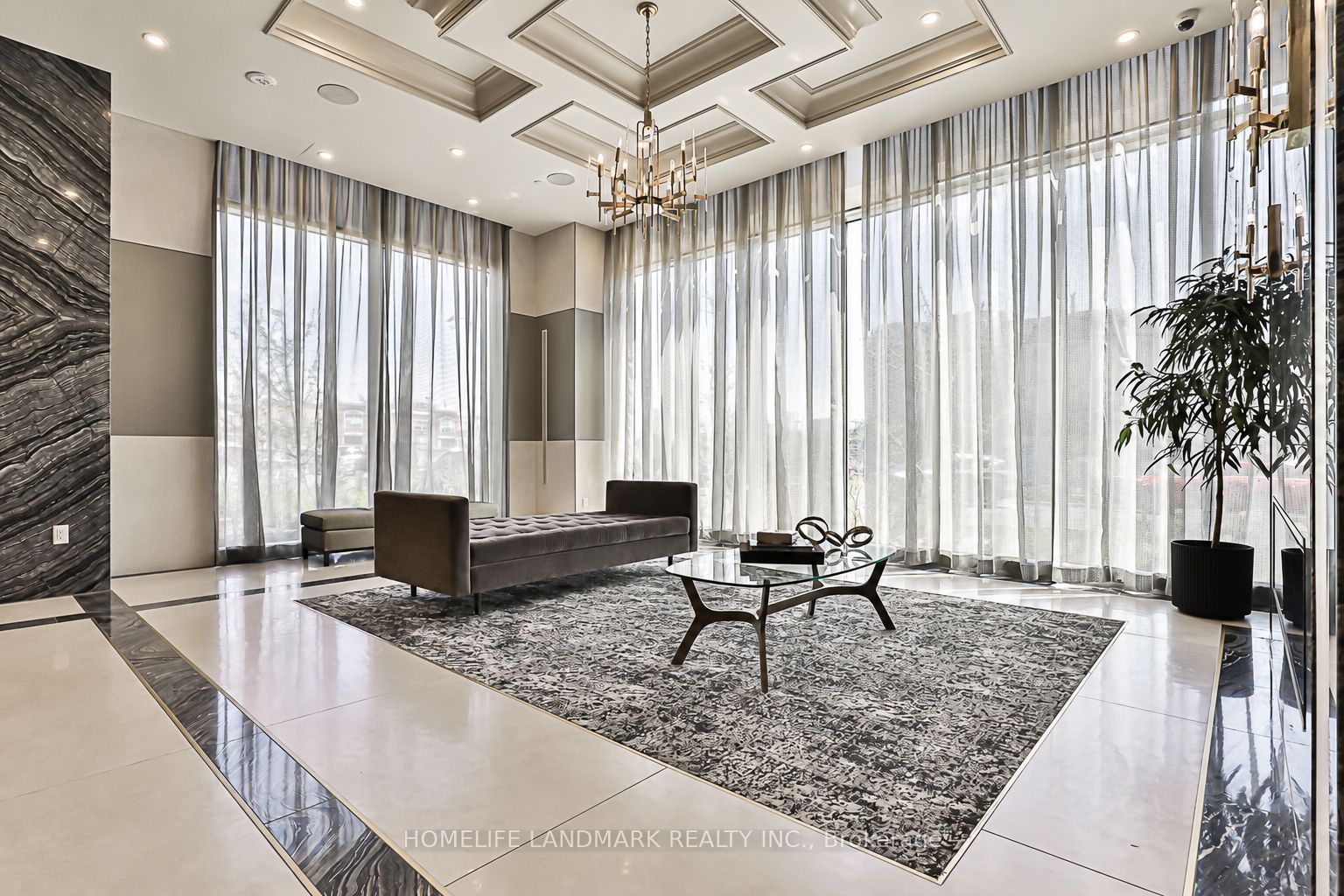 10 Gatineau Drive 210