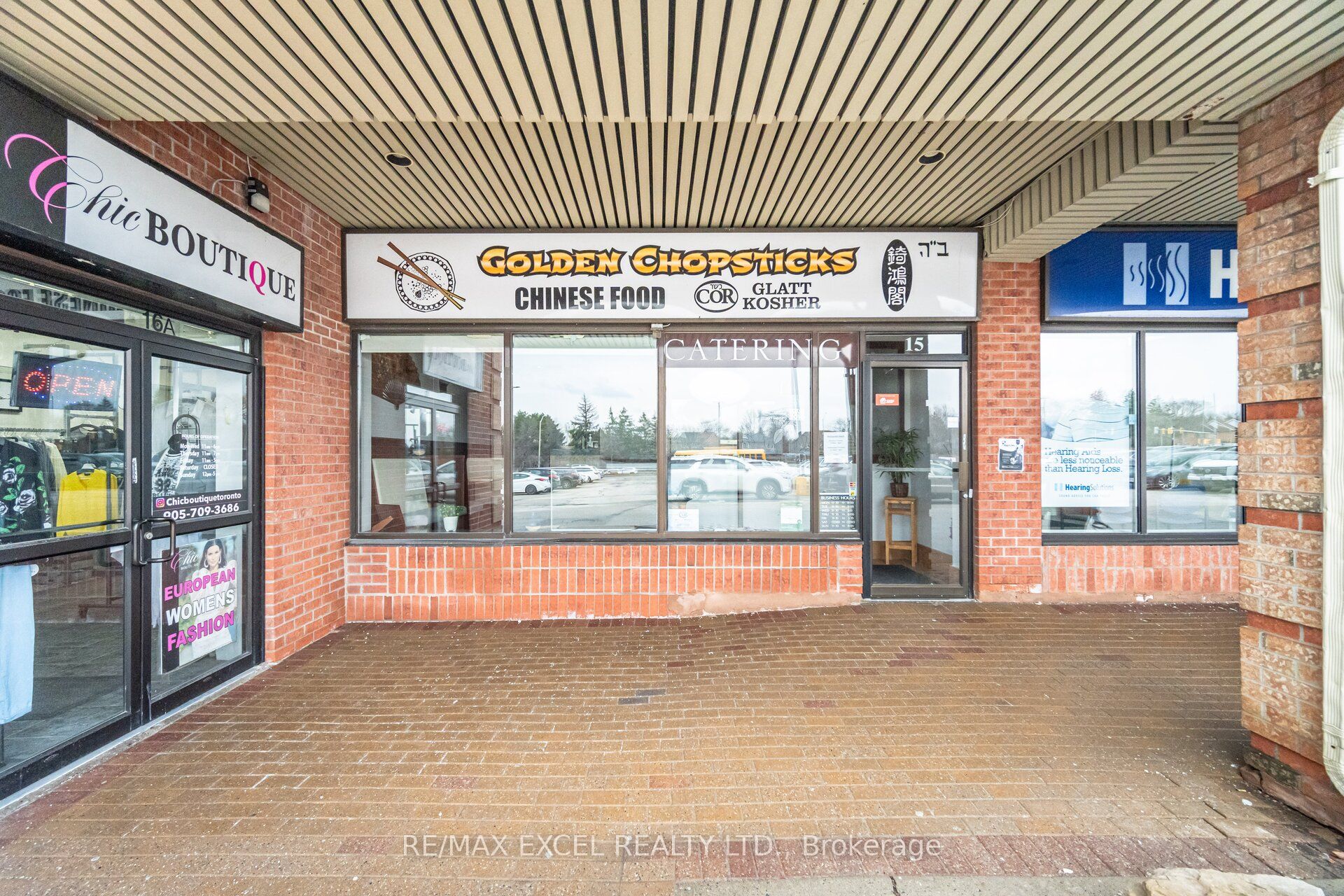 Photo 1 of 15 — 441 Clark Avenue #15 Unit #15, Vaughan, ON L4J 6W7