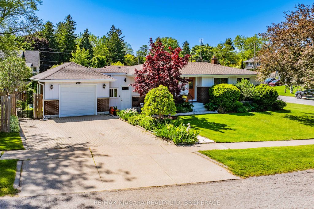 Photo of 3169 Frances Avenue, Niagara Falls, ON L2J 2H6 (MLS # X13219872)
