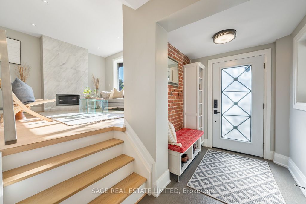 Photo of 10 Lionel Heights Crescent, Toronto, ON M3A 1L9 (MLS # C12451172)
